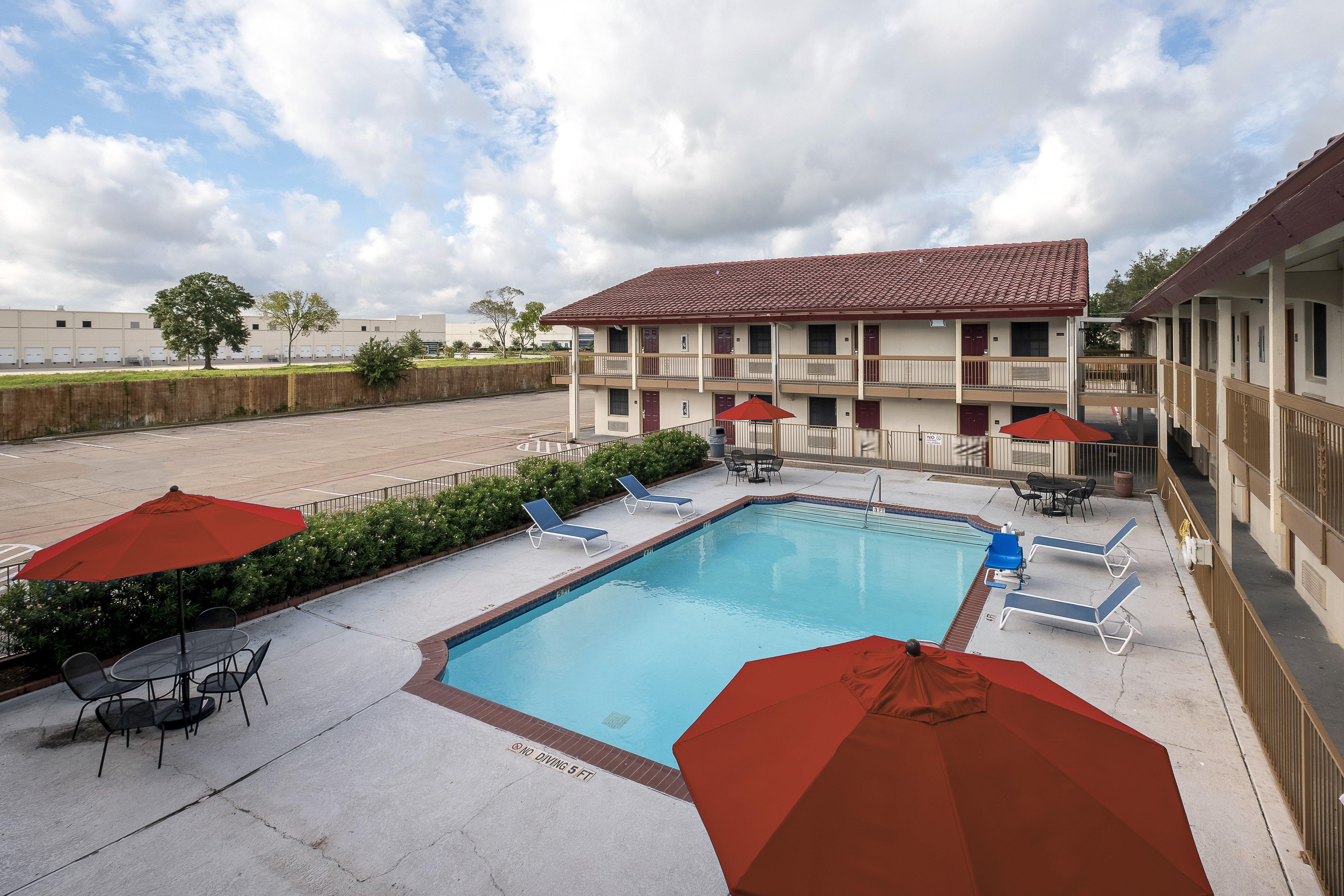 Red Roof Inn Houston North - Fm1960 & I-45 Westfield Bagian luar foto