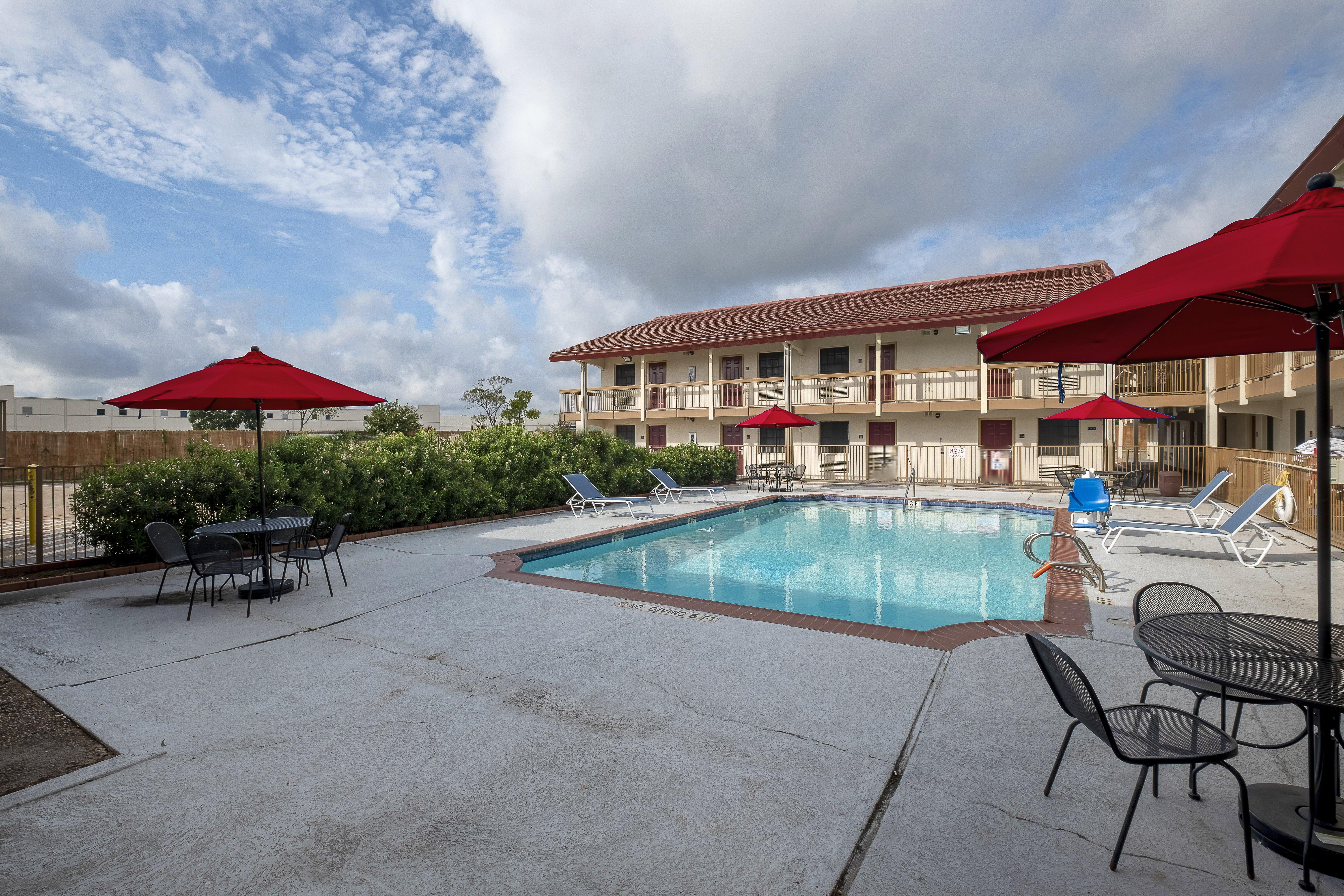 Red Roof Inn Houston North - Fm1960 & I-45 Westfield Bagian luar foto