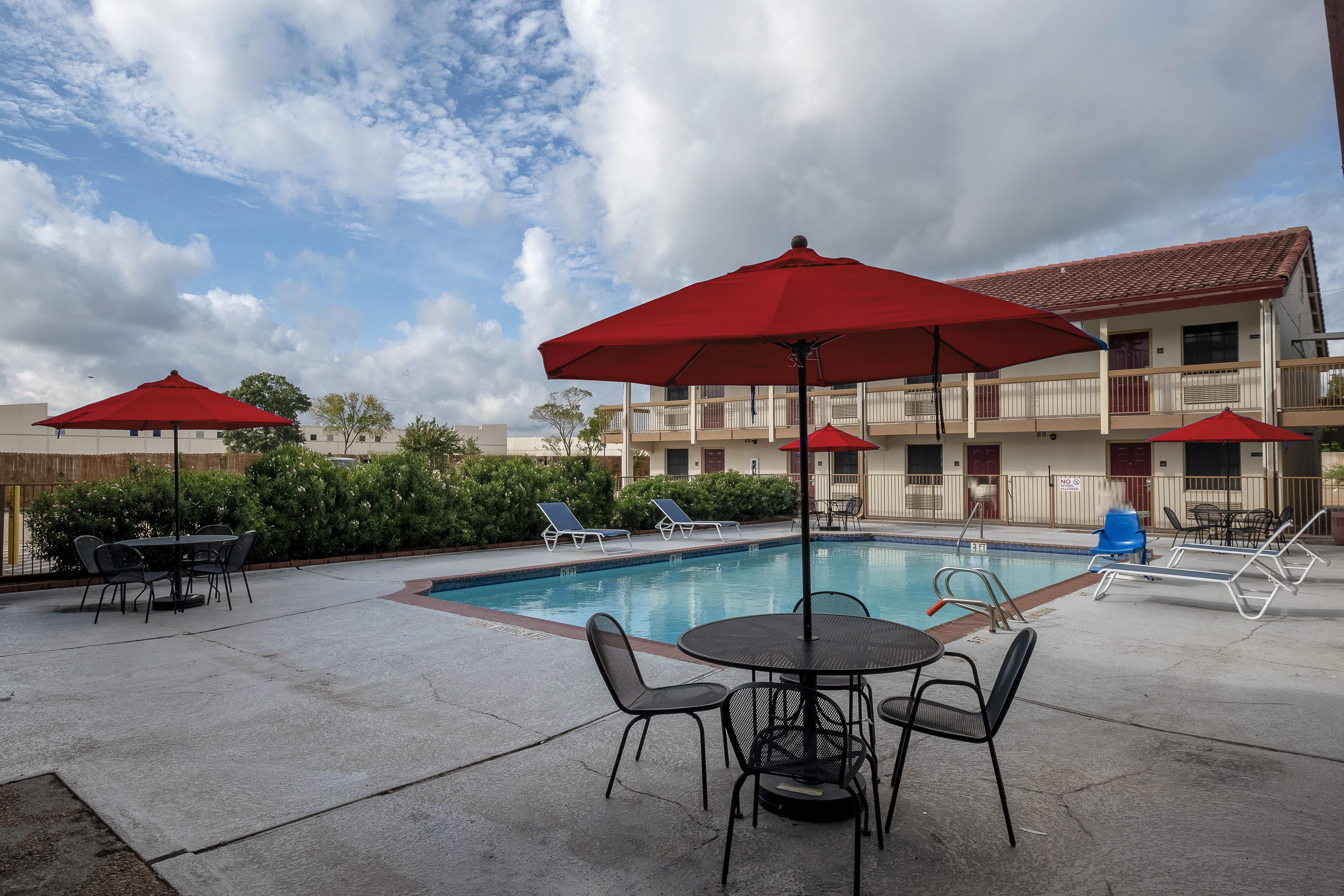 Red Roof Inn Houston North - Fm1960 & I-45 Westfield Bagian luar foto